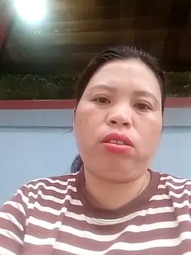 Snapshot of -Yeyi- chatting on 8, 6, 2026 -Yeyi- online show from 8, 6, 2026