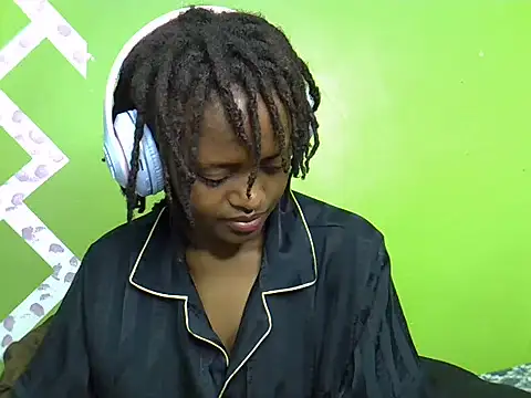 Snapshot of Slim_shedy1 chatting on 24, 6, 2026 Slim shedy1 online show from 24, 6, 2026