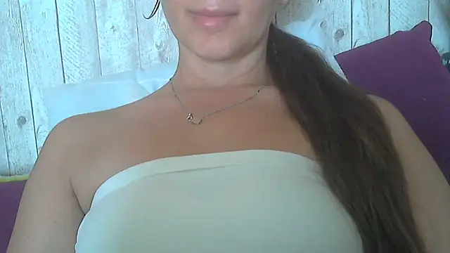 Bella--White online show from 5, 6, 2026