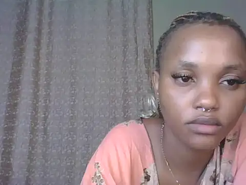 PrettyT5 online show from 28, 6, 2026