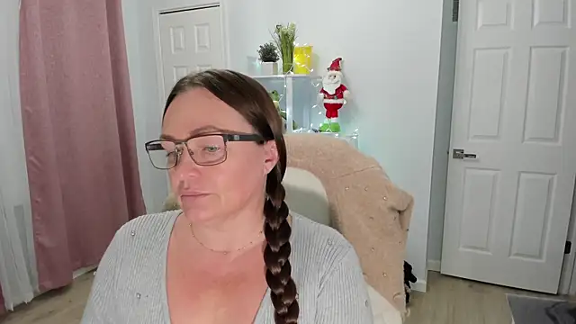 Vika73 online show from 13, 12, 2024