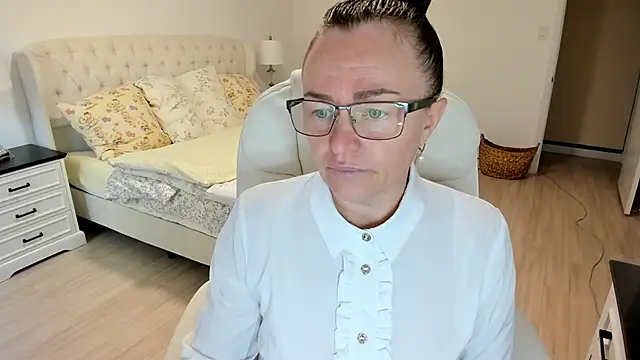 Vika73 online show from 12, 9, 2025