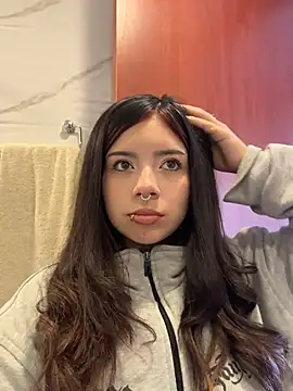 softdoll-  online show from 13, 7, 2026