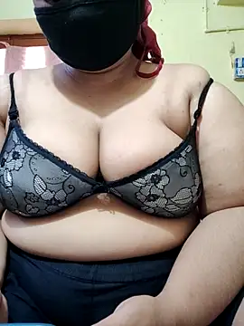 Snapshot of shaik35f chatting on 11, 6, 2026 shaik35f online show from 11, 6, 2026