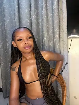 Snapshot of sexyie_caramel chatting on 20, 6, 2026 sexyie caramel online show from 20, 6, 2026