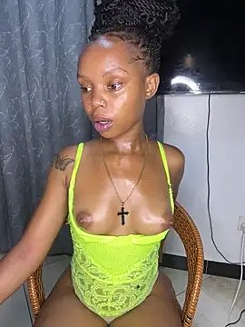 Snapshot of sexyie_caramel chatting on 1, 7, 2026 sexyie caramel online show from 1, 7, 2026