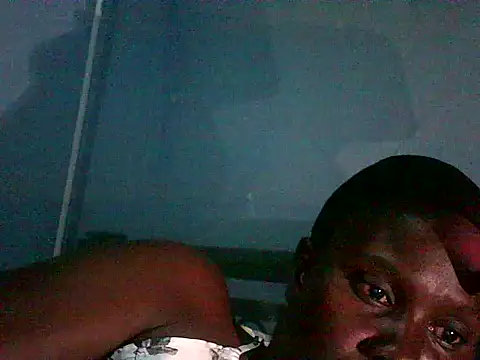 Snapshot of creamyebony5 chatting on 17, 5, 2026 creamyebony5 online show from 17, 5, 2026