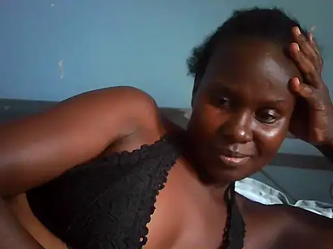 Snapshot of creamyebony5 chatting on 18, 5, 2026 creamyebony5 online show from 18, 5, 2026