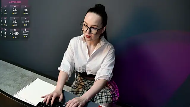 Snapshot of TishaSilverr chatting on 19, 5, 2026 TishaSilverr online show from 19, 5, 2026