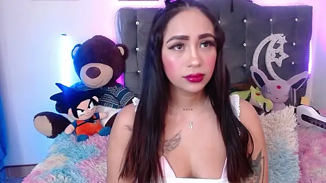 Snapshot of lunabritton chatting on 1, 7, 2026 lunabritton online show from 1, 7, 2026