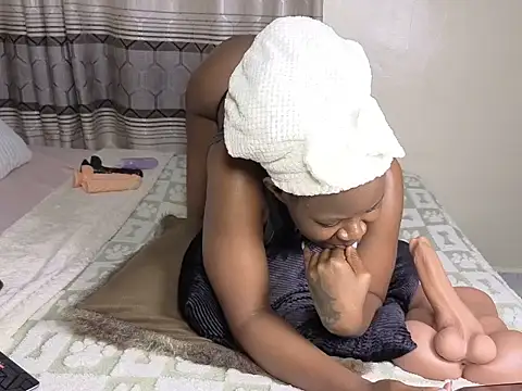 Blackcharmming online show from 26, 6, 2026