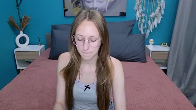 Calista Everleig online show from 6, 7, 2026