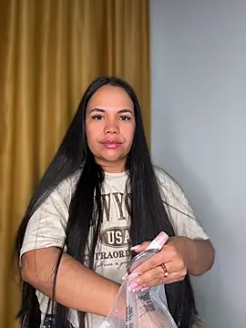Snapshot of NoahJade chatting on 13, 7, 2026 NoahJade online show from 13, 7, 2026