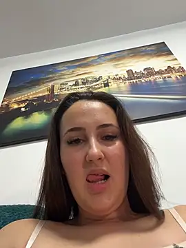 SweetTerrea online show from 4, 8, 2026