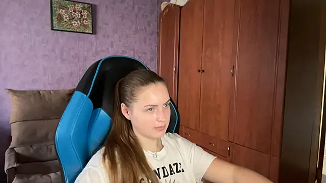 Snapshot of SilkSinner_ chatting on 26, 6, 2026 SilkSinner online show from 26, 6, 2026