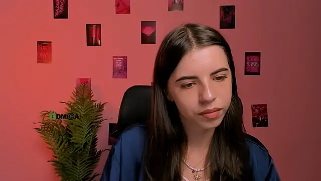Snapshot of lyra_desire chatting on 15, 7, 2026 lyra desire online show from 15, 7, 2026