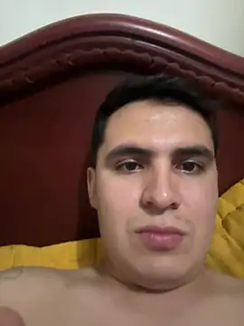 Chepe0302 online show from 25, 6, 2026