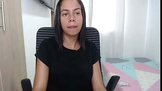Valeria Santos  online show from 25, 5, 2026