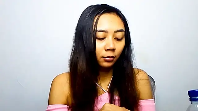 KristieOrtmann online show from 16, 6, 2026