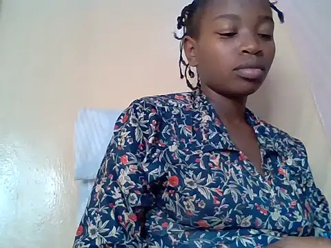 Snapshot of aliana082169 chatting on 13, 7, 2026 aliana082169 online show from 13, 7, 2026