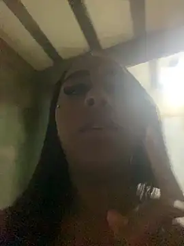 jhenannyy online show from 24, 5, 2026