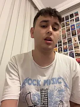 imjustaboyy1 online show from 27, 5, 2026