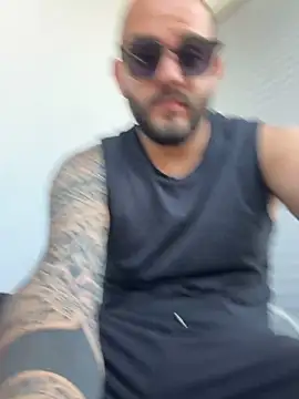 yoyett3223 online show from 8, 6, 2026