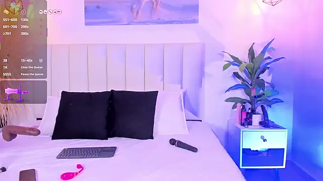 Snapshot of _Emily_Queen chatting on 19, 6, 2026 Emily Queen online show from 19, 6, 2026