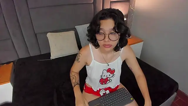 scarleth blaze online show from 19, 6, 2026