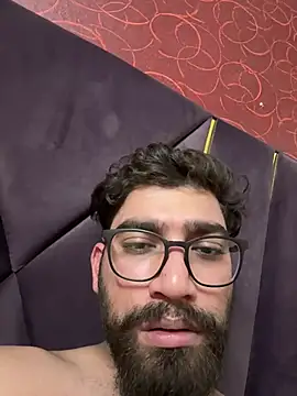 baddiebaby1998 online show from 13, 7, 2026