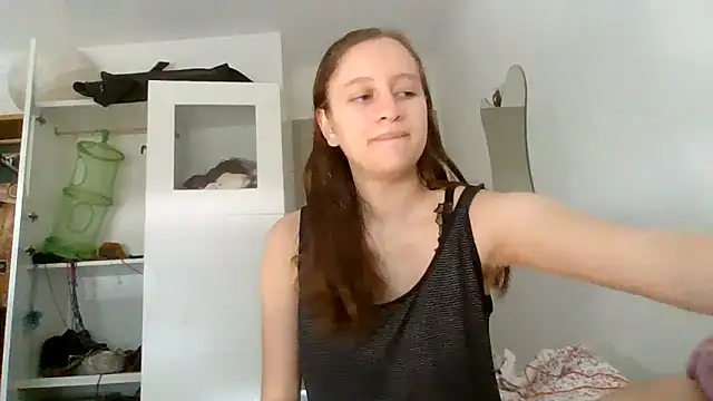 SoftieSophie online show from 28, 6, 2026