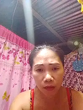 hotmom lyn online show from 26, 5, 2026