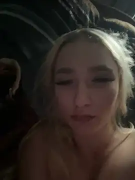 lisacryss3 online show from 18, 6, 2026