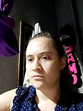 Snapshot of Hanna_Falcone chatting on 4, 8, 2026 Hanna Falcone online show from 4, 8, 2026