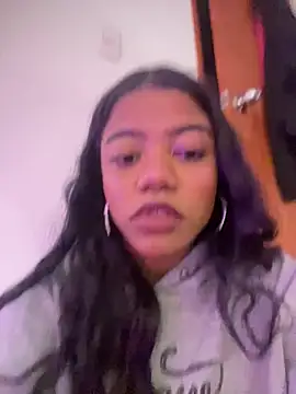 Ariana roxe  online show from 19, 7, 2026