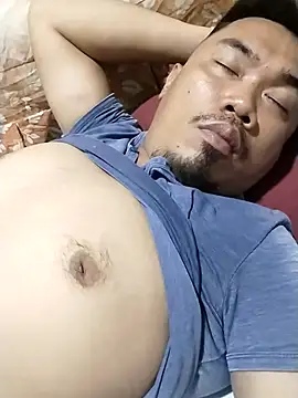 Renatolovearmpits online show from 27, 5, 2026