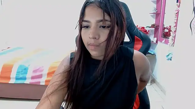 Alanna lan1501 online show from 14, 7, 2026