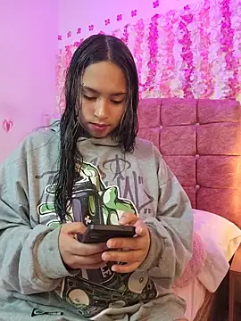 Evangeline Salas online show from 22, 6, 2026