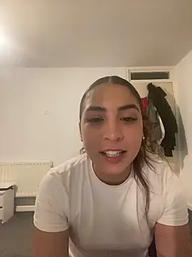 Snapshot of naomiiii55 chatting on 11, 6, 2026 naomiiii55 online show from 11, 6, 2026