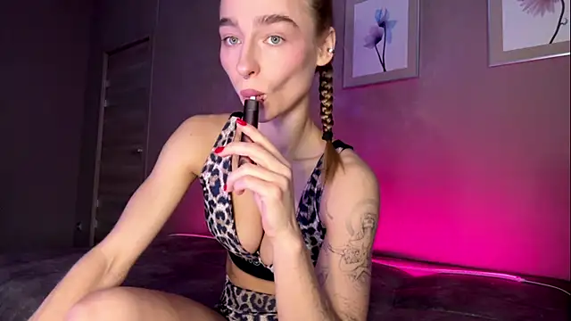 amilia-sexygirl online show from 19, 7, 2026