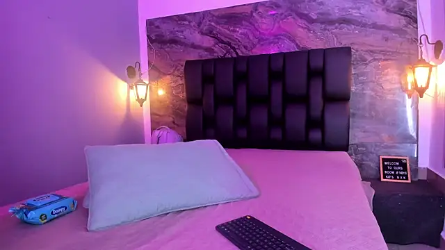 Snapshot of Cristal_quintero chatting on 21, 6, 2026 Cristal quintero online show from 21, 6, 2026