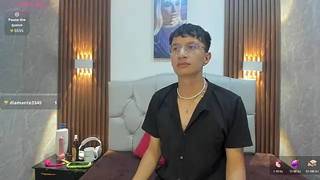 Julian Foxxx online show from 27, 5, 2026