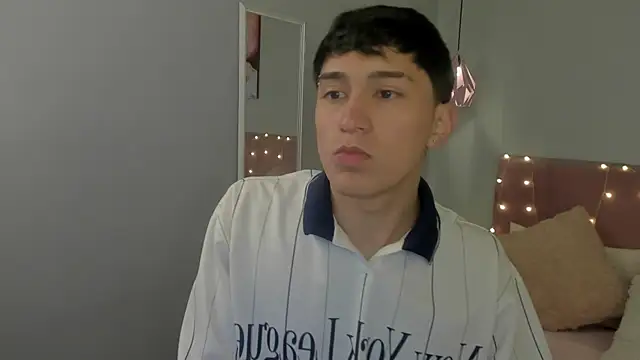 ryan valentino online show from 10, 7, 2026