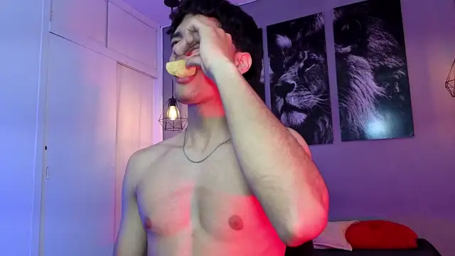 OliverMorgan66 online show from 25, 7, 2026