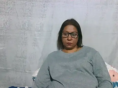 IndianSexyMilf69 online show from 4, 6, 2026