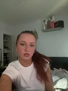 Snapshot of PoisonIvy_x chatting on 9, 6, 2026 PoisonIvy x online show from 9, 6, 2026