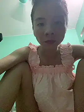 Snapshot of bi_kute9x chatting on 5, 6, 2026 bi kute9x online show from 5, 6, 2026