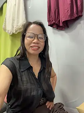 Snapshot of honghong_mother chatting on 15, 6, 2026 honghong mother online show from 15, 6, 2026