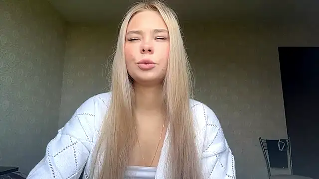 Cary blonde online show from 9, 6, 2026