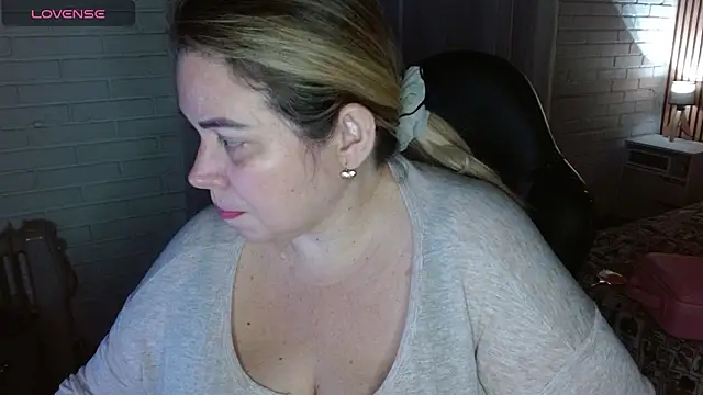 Bella Savati 1 online show from 31, 5, 2026